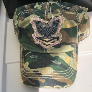 army Camo distressed With Crest
